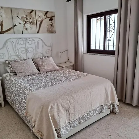 Capistrano Pueblo 106a Menyber * Nerja